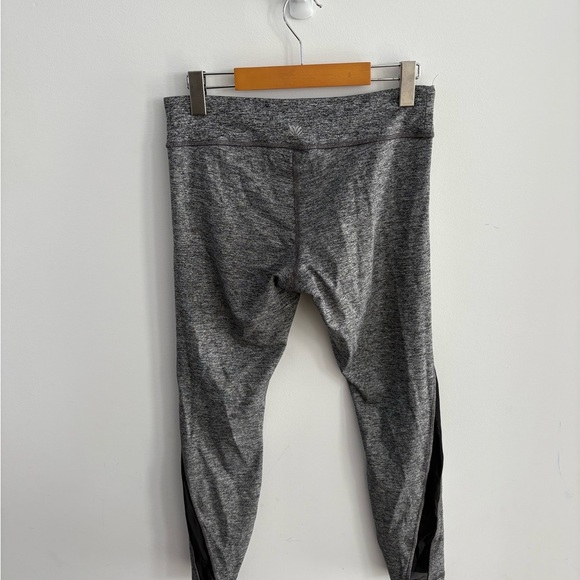 Forever 21 Heather Gray and Black Leggings - Picture 3 of 4